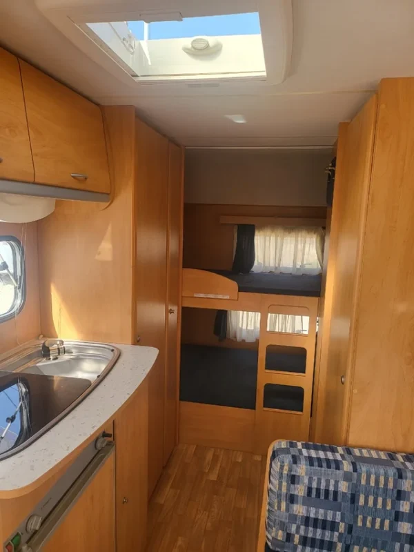 Caravana jazz490 - Caravan Elx - Caravanas en Elche y Alicante